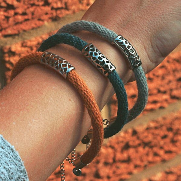 Alpacappella_Jewellery_bracelet_alpaca_yarn_crueltyfree