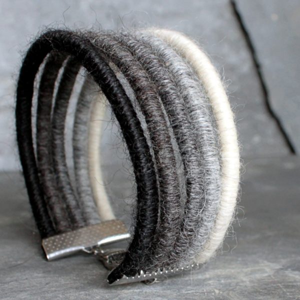 Alpacappella_Jewellery_bracelet_alpaca_yarn_crueltyfree