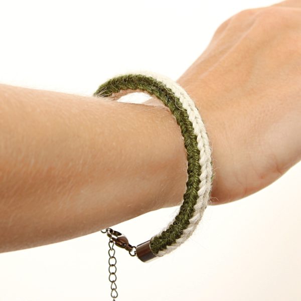 Alpacappella_Jewellery_bracelet_alpaca_yarn_crueltyfree