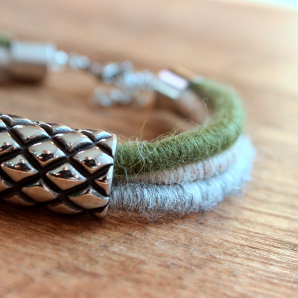 Alpacappella_Jewellery_bracelet_alpaca_yarn_crueltyfree