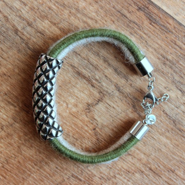 Alpacappella_Jewellery_bracelet_alpaca_yarn_crueltyfree