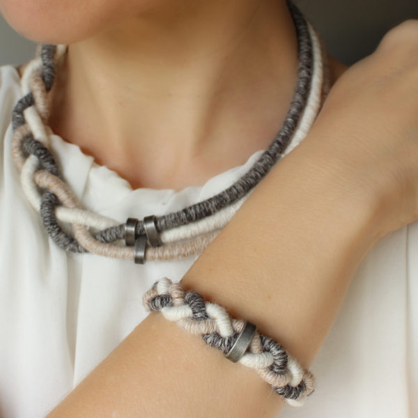 Alpacappella_Jewellery_bracelet_alpaca_yarn_crueltyfree