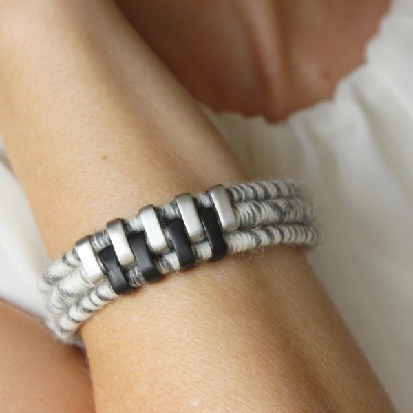Alpacappella_Jewellery_bracelet_alpaca_yarn_crueltyfree