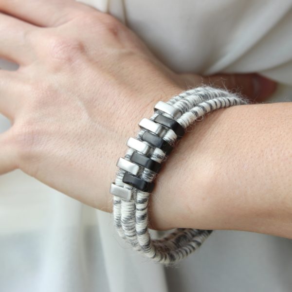 Alpacappella_Jewellery_bracelet_alpaca_yarn_crueltyfree