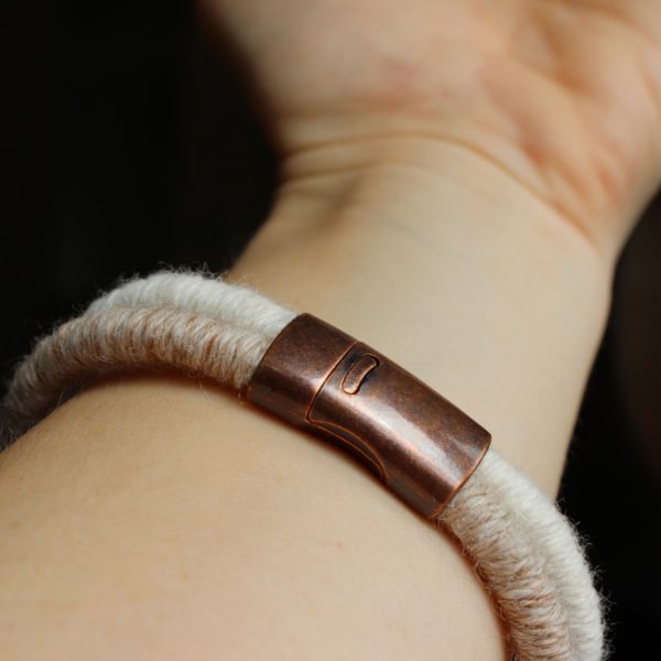 Alpacappella_Jewellery_bracelet_alpaca_yarn_crueltyfree