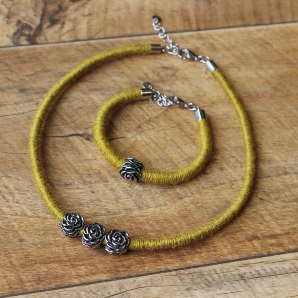 Alpacappella_Jewellery_bracelet_alpaca_yarn_crueltyfree