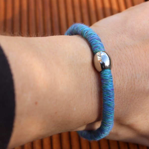 ethical alpaca bracelet gift yarn