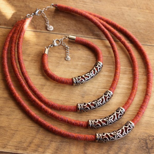 ethical alpaca bracelet necklace gift yarn