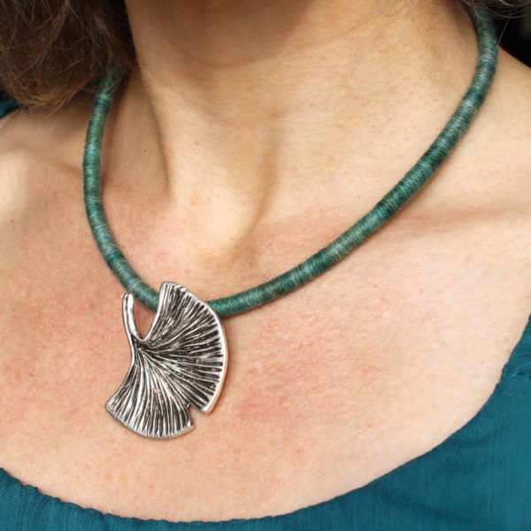 ethical alpaca necklace gift yarn