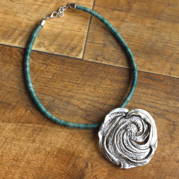 ethical alpaca necklace gift yarn