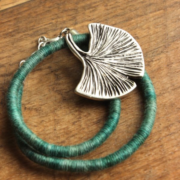 ethical alpaca necklace gift yarn