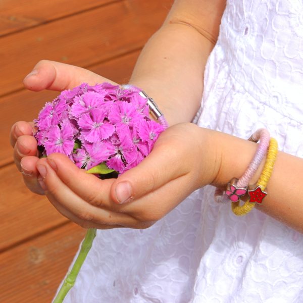 kids hypoallergenic alpaca bracelet