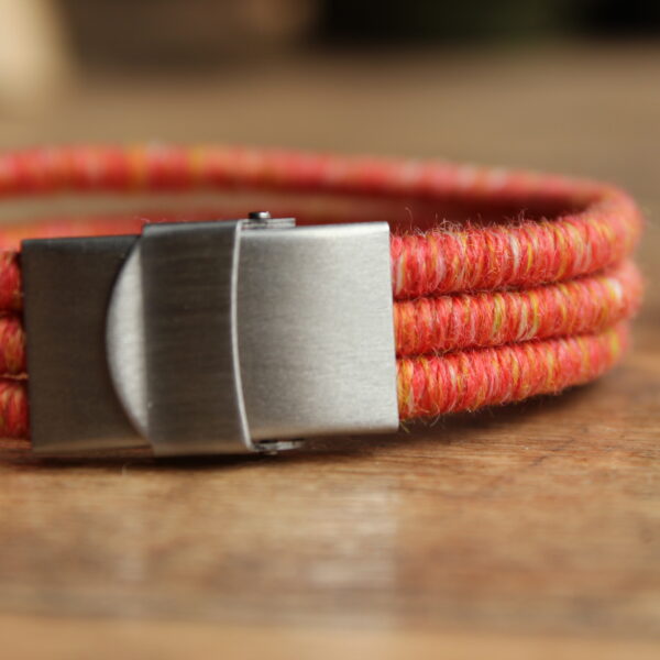 ethical alpaca bracelet gift yarn