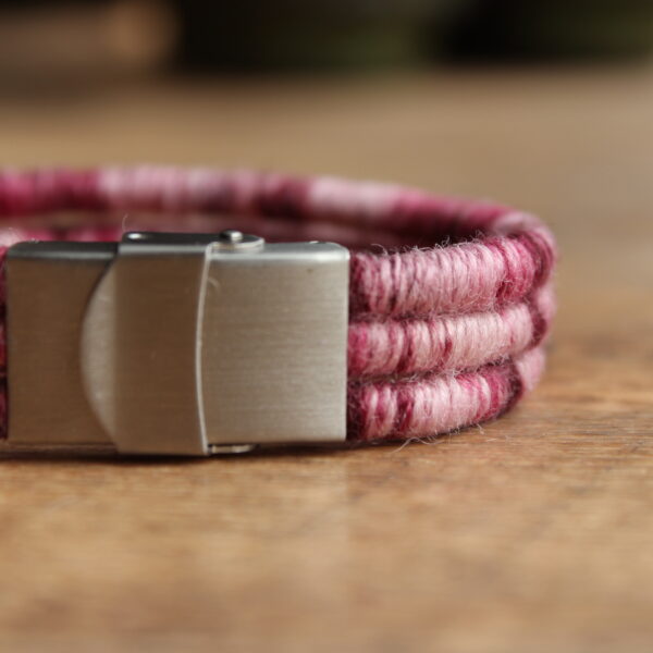 ethical alpaca bracelet gift yarn